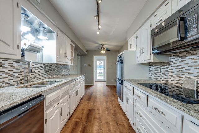 3719 Weeburn Drive, Dallas, TX 75229