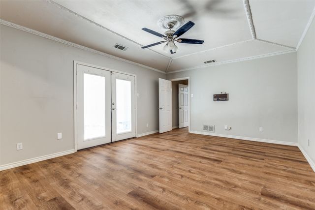 3719 Weeburn Drive, Dallas, TX 75229