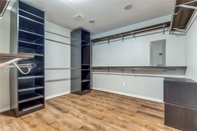 3719 Weeburn Drive, Dallas, TX 75229