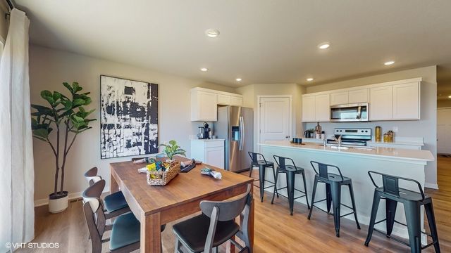 2686 SE Creekhill Way, West Des Moines, IA 50265