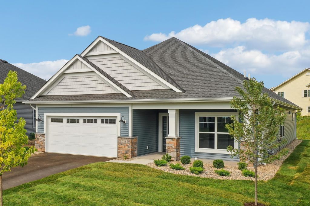 20050 Glarus Lane, Lakeville, MN 55044