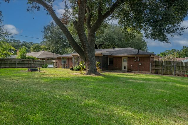 203 Schaub Drive, Shreveport, LA 71115