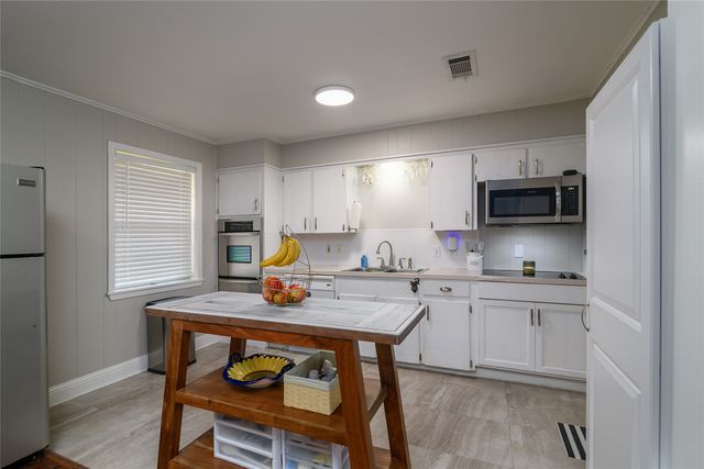 203 Schaub Drive, Shreveport, LA 71115