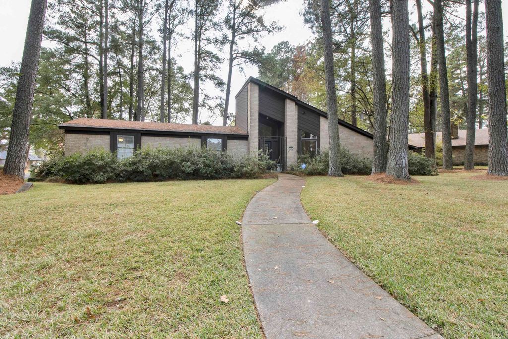 38 Stonegate, Longview, TX 75601