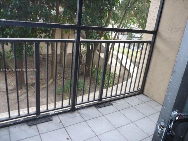 14301 N Kendall Dr 203B, Miami, FL 33186