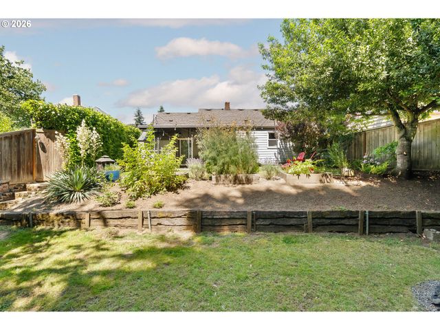 7340 N WILLAMETTE Blvd, Portland, OR 97203