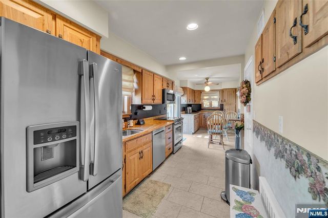 6 Jay Street, Old Tappan, NJ 07675