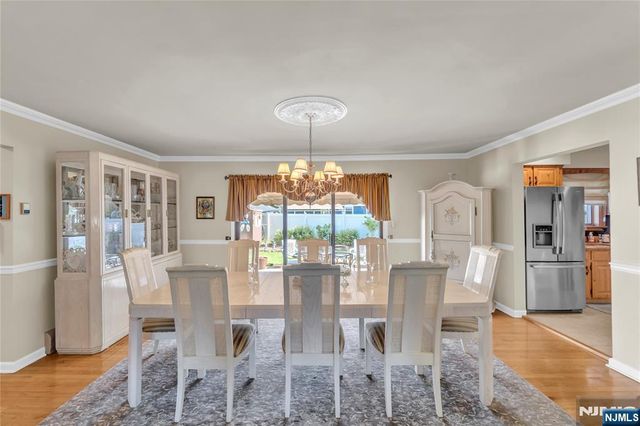 6 Jay Street, Old Tappan, NJ 07675