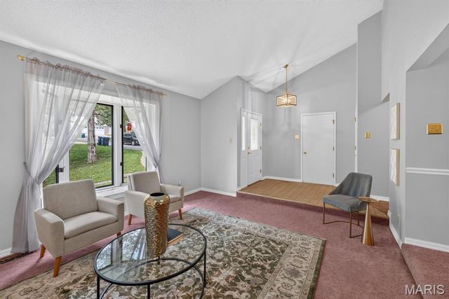 226 Walden Court, Unincorporated, MO 63025