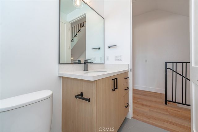 614 N Rampart Boulevard, Silver Lake, CA 90026