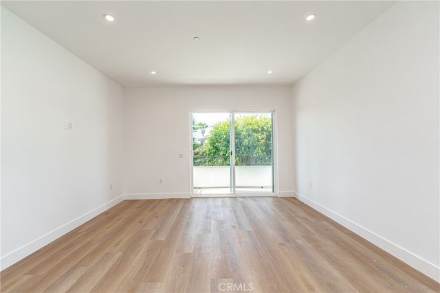 614 N Rampart Boulevard, Silver Lake, CA 90026