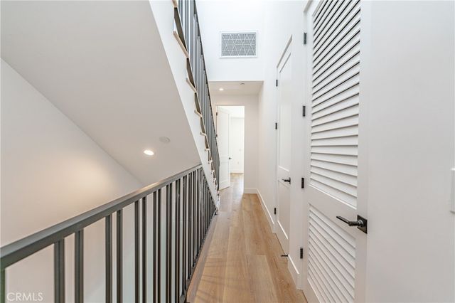 614 N Rampart Boulevard, Silver Lake, CA 90026