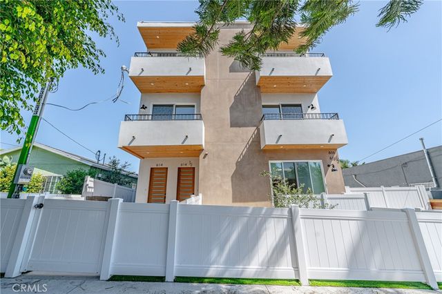 614 N Rampart Boulevard, Silver Lake, CA 90026