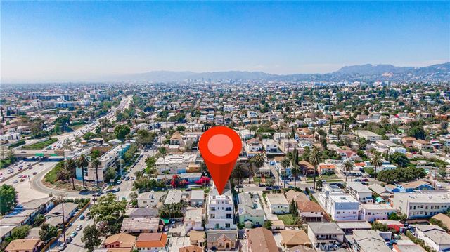 614 N Rampart Boulevard, Silver Lake, CA 90026