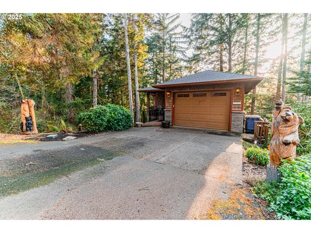 2278 Ne HOTSPUR Ln, Lincoln City, OR 97367