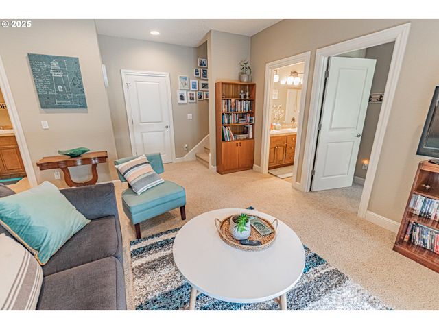 2278 Ne HOTSPUR Ln, Lincoln City, OR 97367