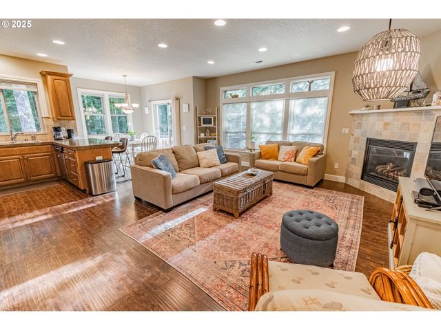 2278 Ne HOTSPUR Ln, Lincoln City, OR 97367