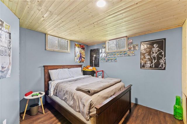 8302 E 221st Street, Peculiar, MO 64078