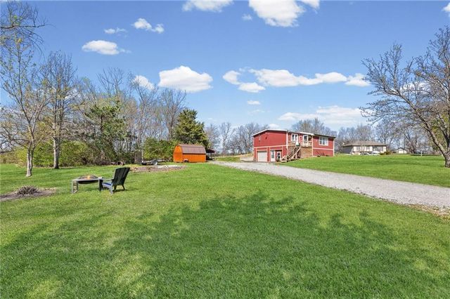 8302 E 221st Street, Peculiar, MO 64078