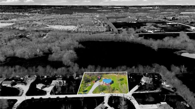 8302 E 221st Street, Peculiar, MO 64078