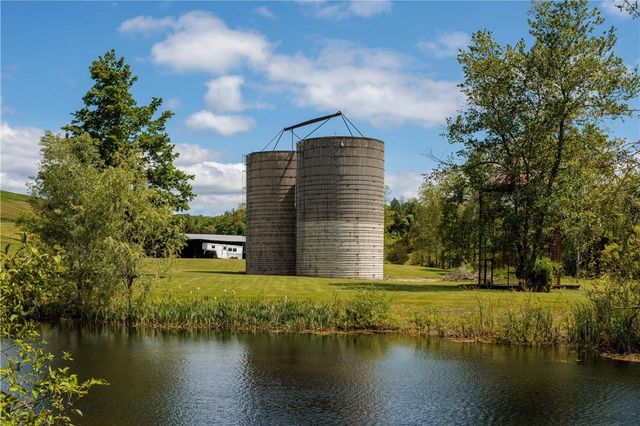 148 Rowe Road, Red Hook, NY 12571