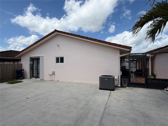 13470 SW 27th St, Miami, FL 33175