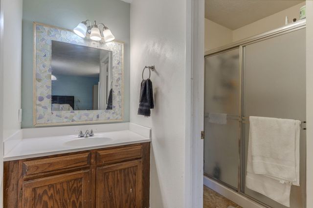 66 Calle De La Noche Boulevard NE, Albuquerque, NM 87109