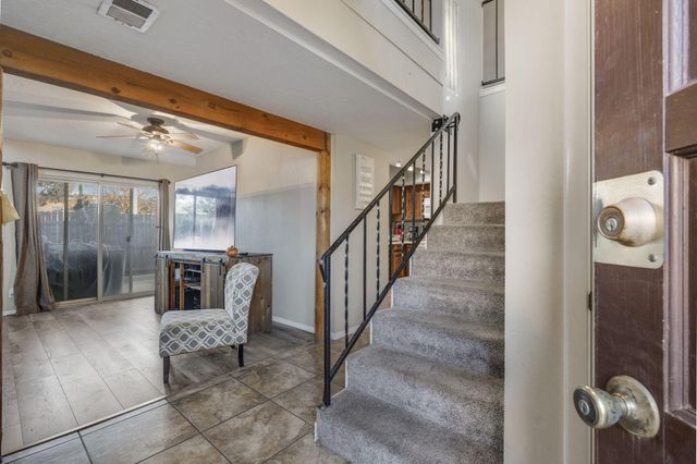 66 Calle De La Noche Boulevard NE, Albuquerque, NM 87109