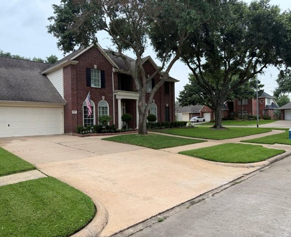 8419 Castle Pond Court, Houston, TX 77095
