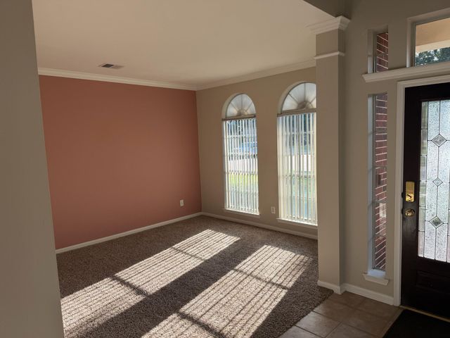 8419 Castle Pond Court, Houston, TX 77095