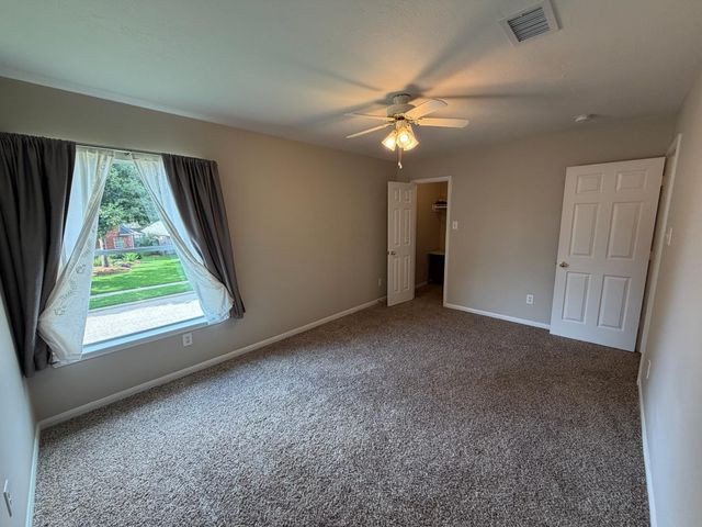 8419 Castle Pond Court, Houston, TX 77095