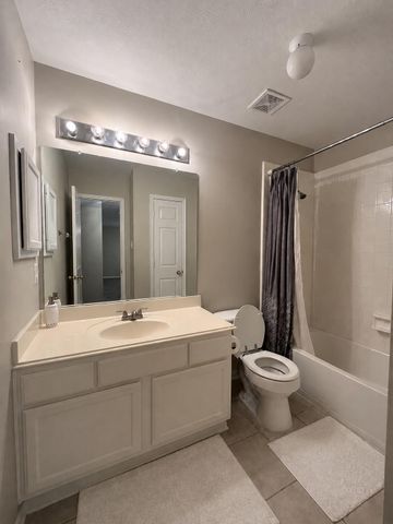 8419 Castle Pond Court, Houston, TX 77095