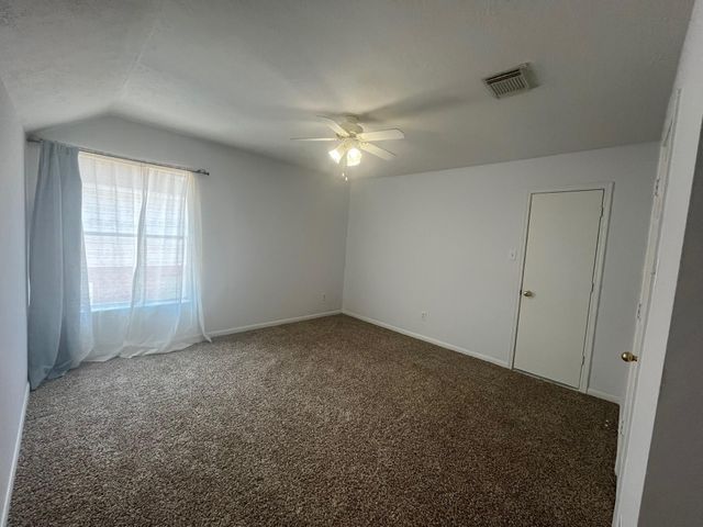 8419 Castle Pond Court, Houston, TX 77095