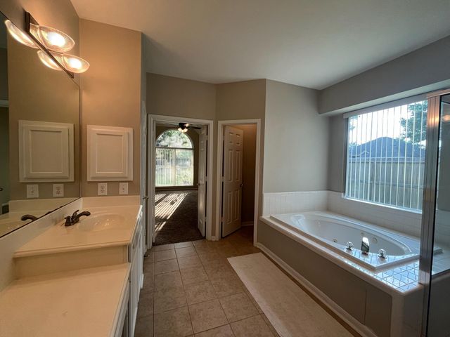 8419 Castle Pond Court, Houston, TX 77095