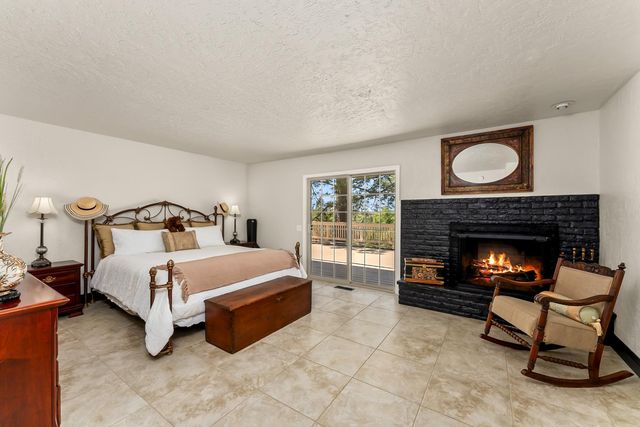 17065 Niles Rd, Jackson, CA 95642