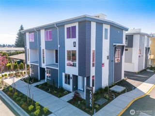 222 124th Street SW #H2, Everett, WA 98204