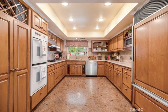 1714 Riverside, Glendale, CA 91201