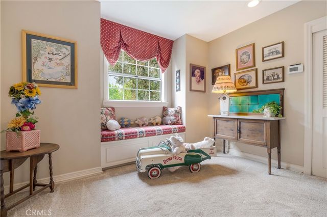 1714 Riverside, Glendale, CA 91201