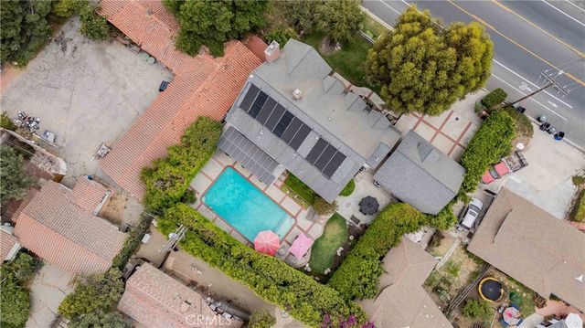 1714 Riverside, Glendale, CA 91201