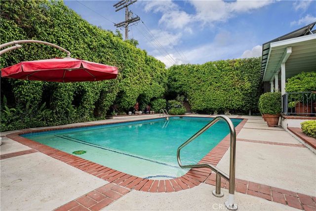 1714 Riverside, Glendale, CA 91201