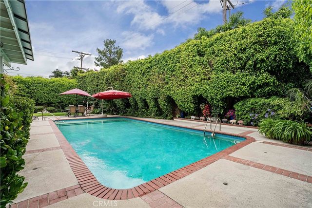 1714 Riverside, Glendale, CA 91201