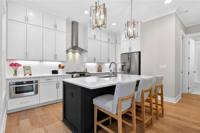 805 Castile Lane, Woodstock, GA 30188