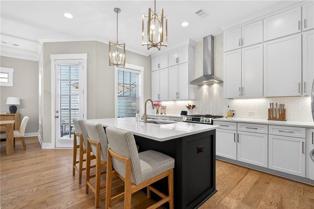 805 Castile Lane, Woodstock, GA 30188