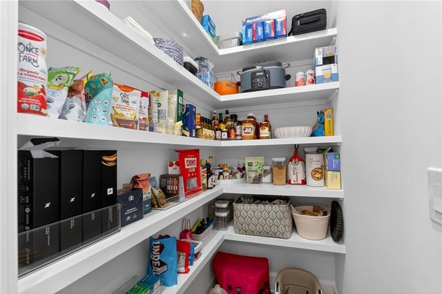 805 Castile Lane, Woodstock, GA 30188