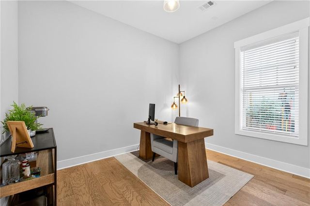 805 Castile Lane, Woodstock, GA 30188