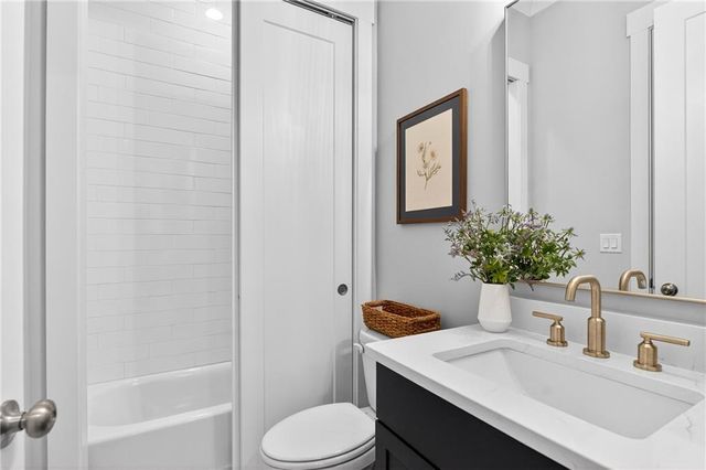 805 Castile Lane, Woodstock, GA 30188