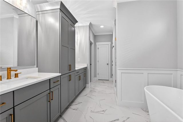 805 Castile Lane, Woodstock, GA 30188