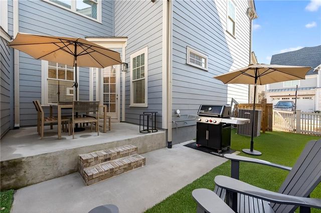 805 Castile Lane, Woodstock, GA 30188