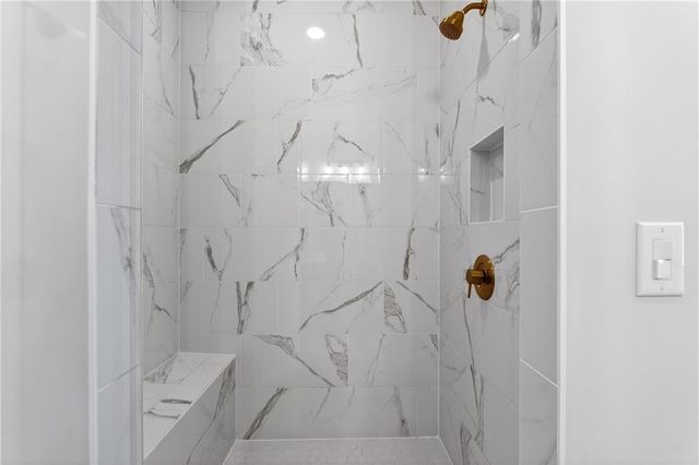 805 Castile Lane, Woodstock, GA 30188