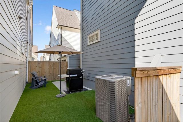 805 Castile Lane, Woodstock, GA 30188